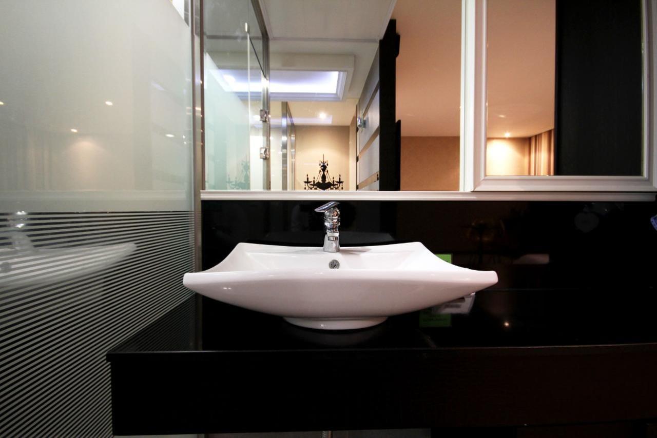 Hotel Zara Changwon Extérieur photo