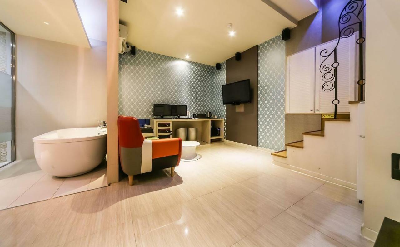 Hotel Zara Changwon Extérieur photo