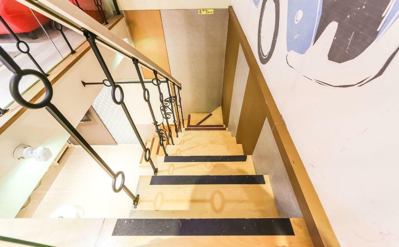 Hotel Zara Changwon Extérieur photo