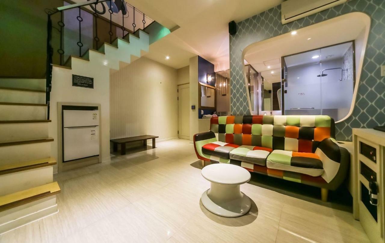 Hotel Zara Changwon Extérieur photo
